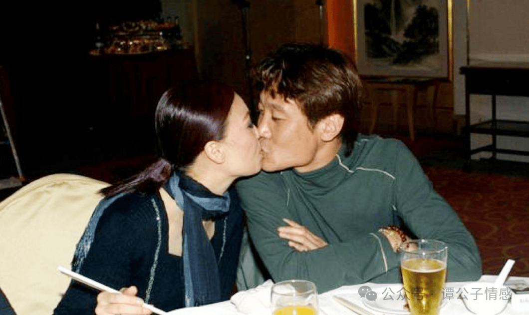 乐坛真性情天后:苦恋足球浪子10年未果,39岁携子嫁帅气海归富豪_那英