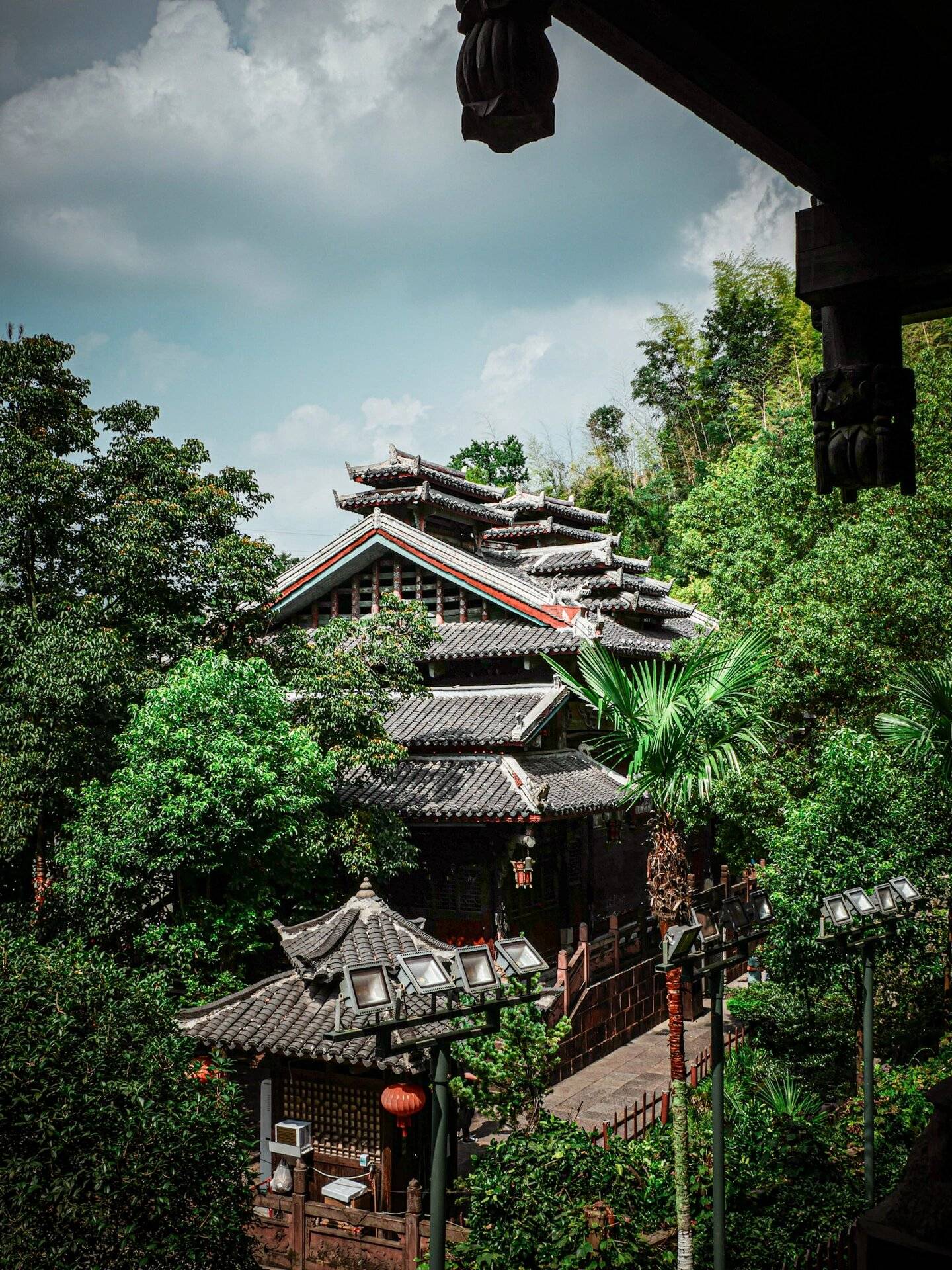 江苏到张家界旅游报团价格,团费多少 ,必看的攻略,让大家少踩雷