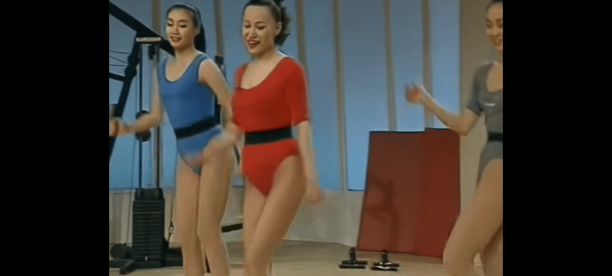 马华老师的健身五分钟，就是80后的快乐五分钟，坚持下来才是勇士