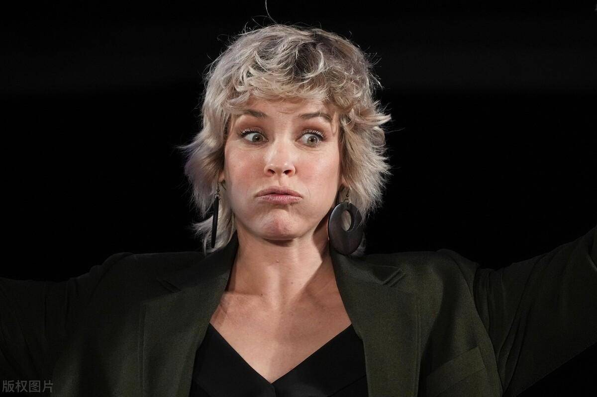 伊万杰琳·莉莉这身材,这才是尤物啊!