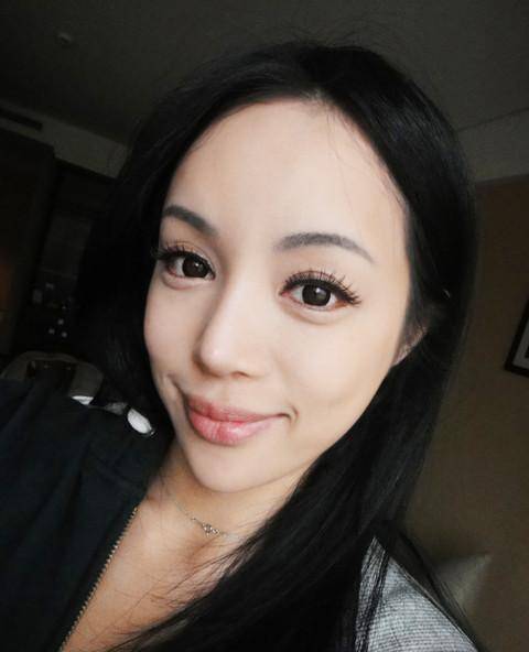 曾与狄莺互呛,因怀双胞胎被富豪老公奖赏600万,今儿女皆患病_韦伶