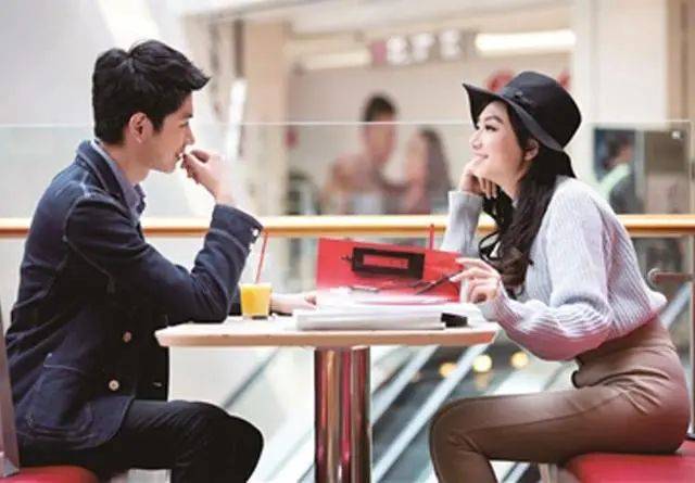 珍爱网被曝服务费看人下菜 女子花两万多VIP