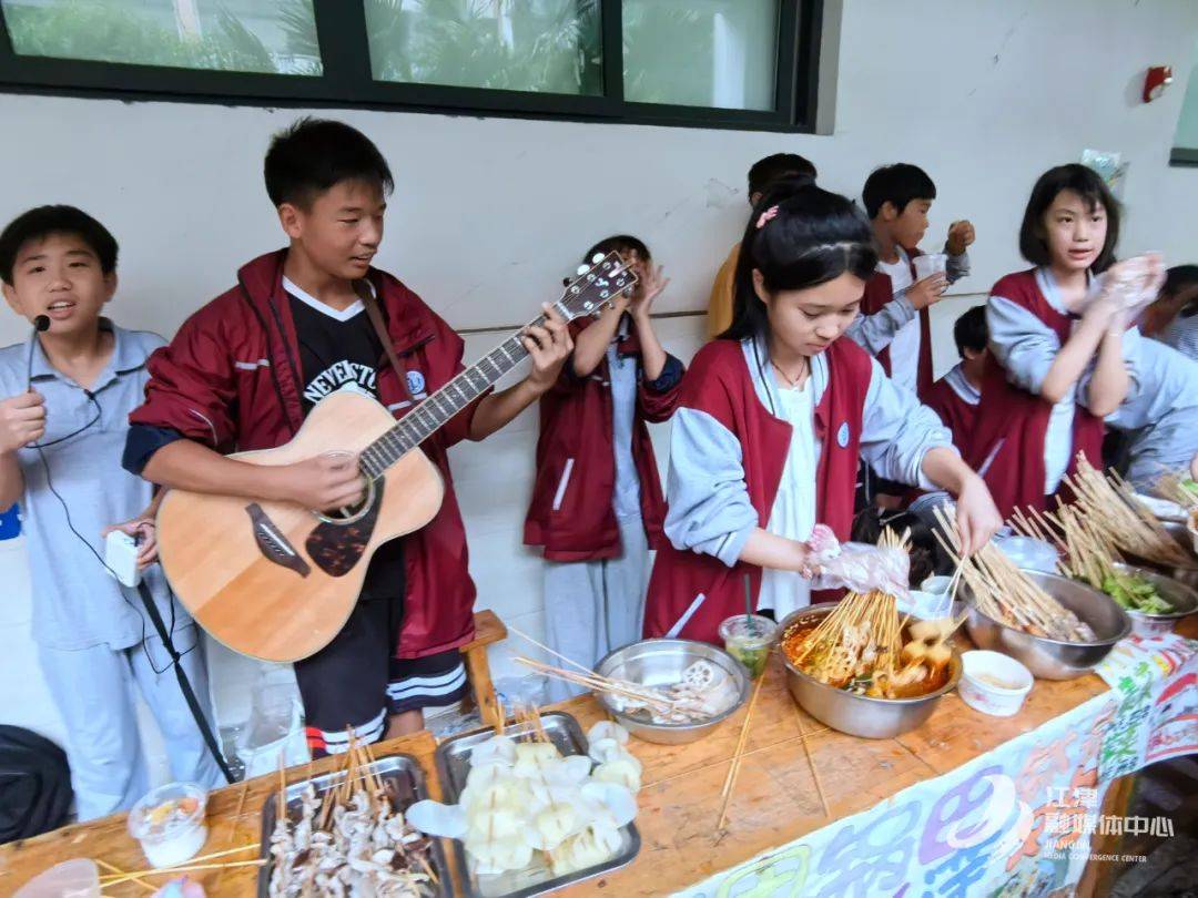 白沙中学文化美食节嗨翻天