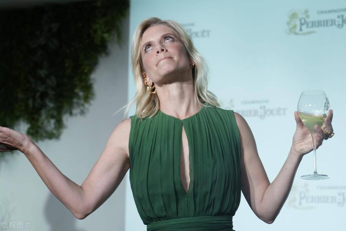 梅拉尼·罗兰这身材,这才是尤物啊!