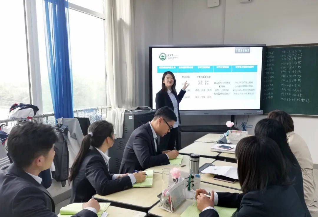 271教育|昌乐二中李慧:一位眼中有光,心中有爱,育人有方的好老师
