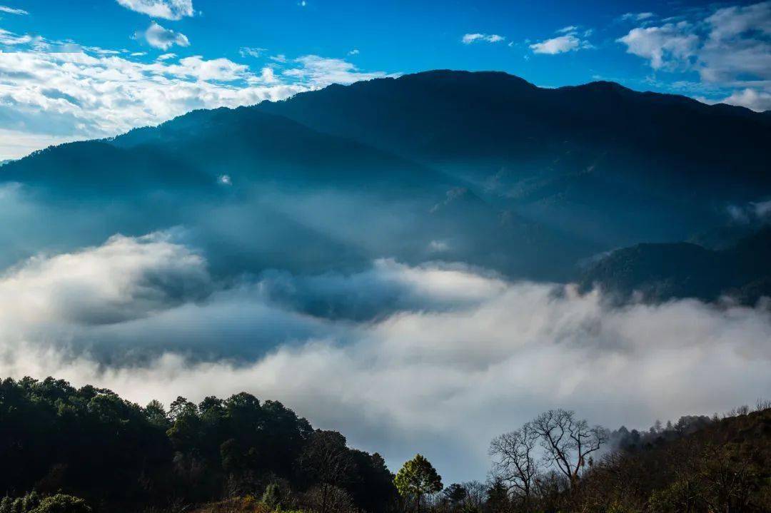 去了这座云南最仙小城,才知道什么叫适合发呆!