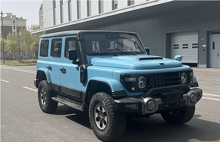 全新bj212曝光!前脸福特烈马,侧面坦克300,整体更像一款欧洲车