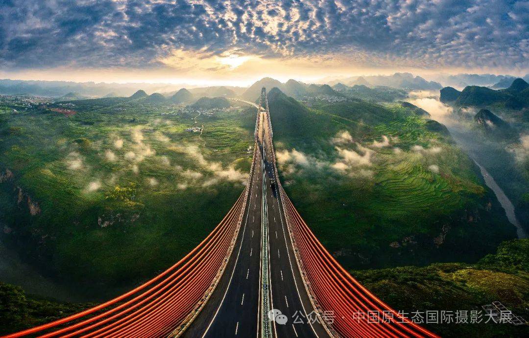 摄贵州 | 黔中飞虹:交通桥梁的壮丽篇章