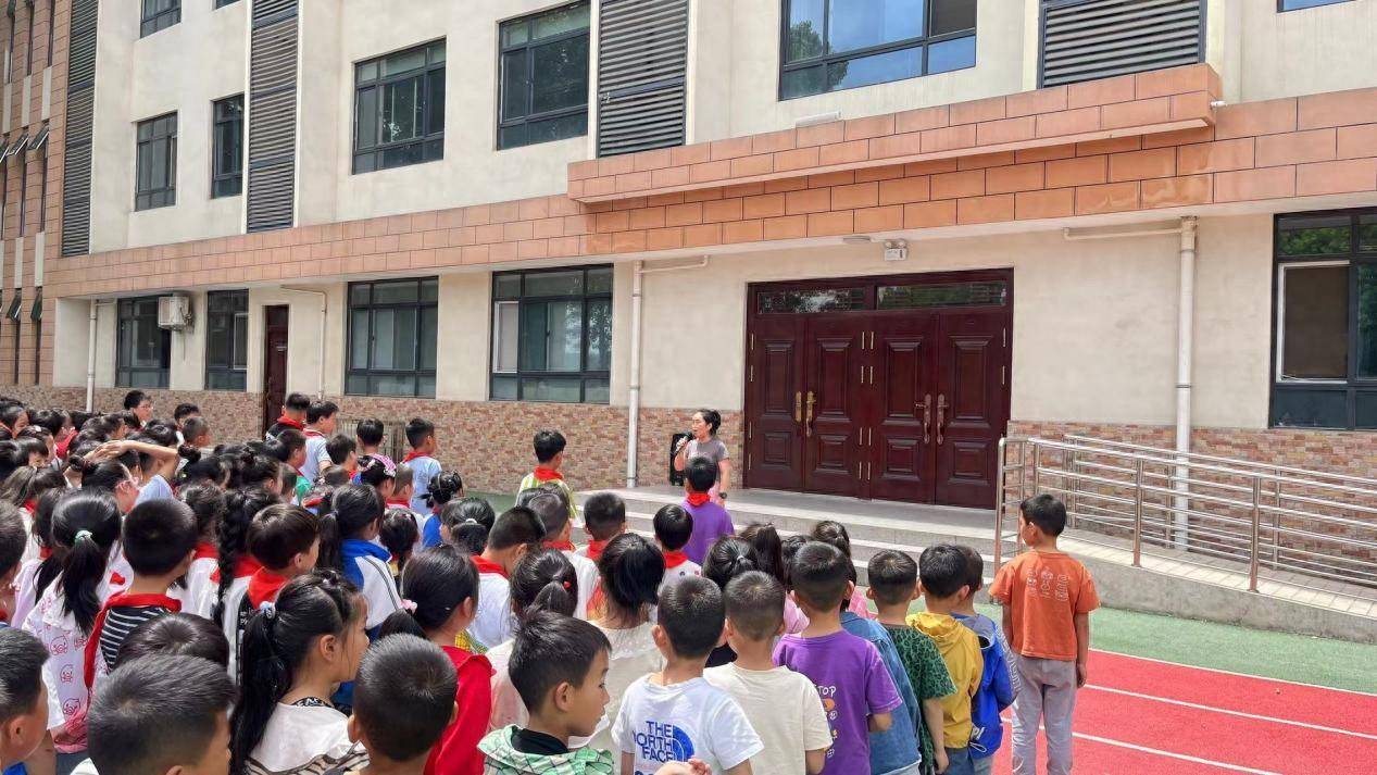 防震常演练,安全记心间 ——灞桥区石佛寺小学防震演练活动