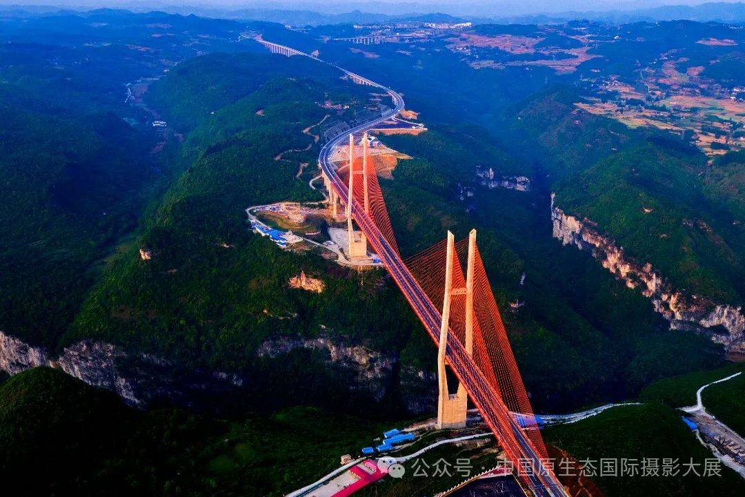 贵州省坝陵河大桥简介图片