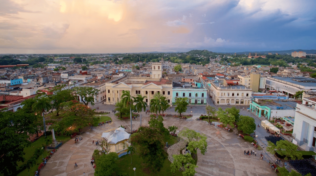 感受哈瓦那旧画时光,雪茄,朗姆酒,复古老爷车.开启深度环游古巴之旅