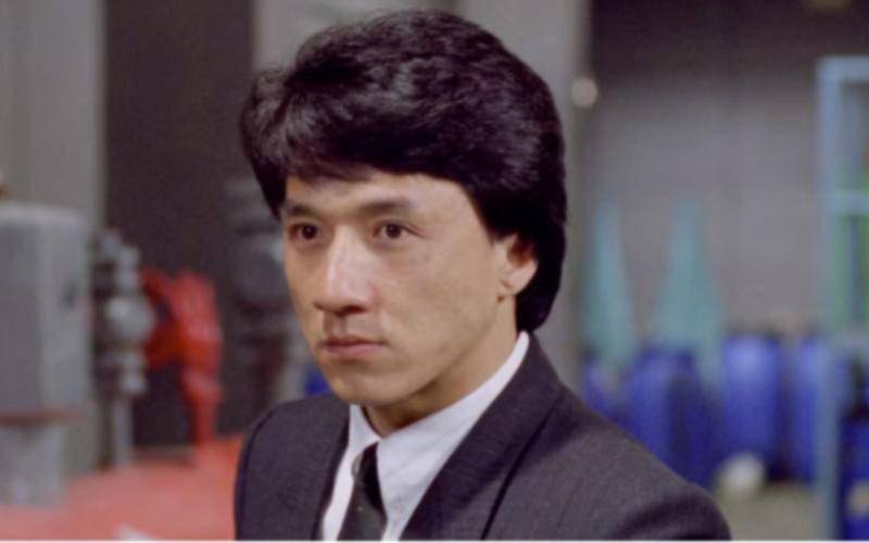 成龙老了,李连杰老了,周星驰也老了,而69的他看起来像30岁