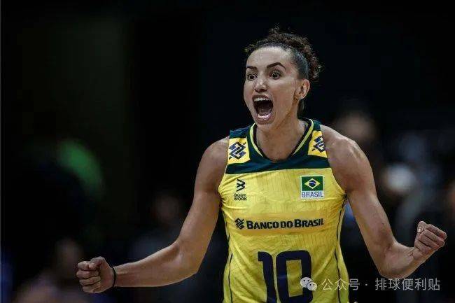 女排世联赛巴西挫加拿大夺开门红 格雷23分难救主