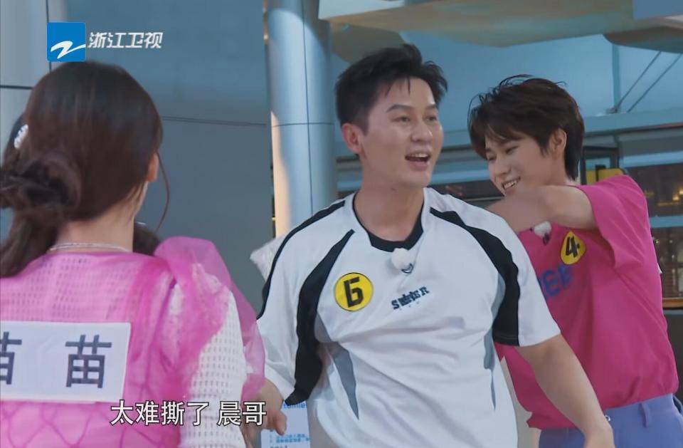 《跑男12》收视领跑,2人太精,3人太惨,2人又精又惨,2人太老实_郑恺