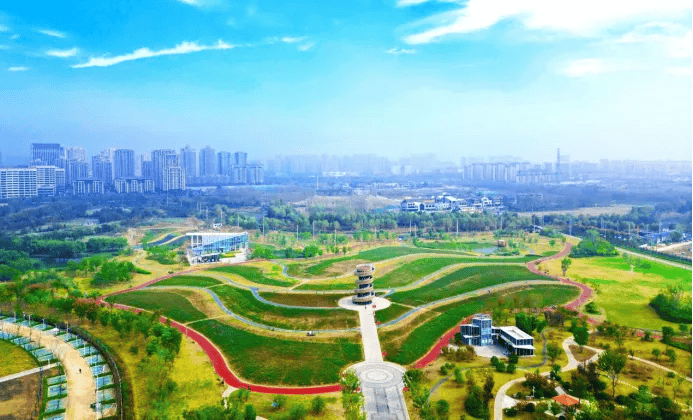 巢湖紫微洞景区60-65周岁半价,65周岁以上免门票;2.