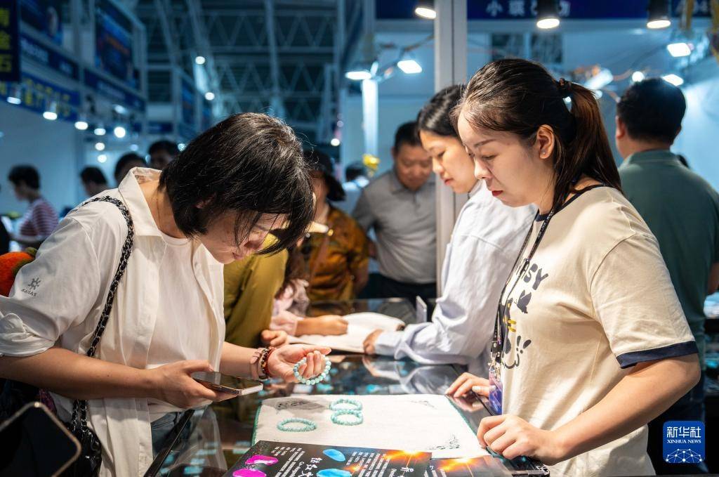 🌸【管家婆期期四肖四码中特管家】🌸-华农广州都柏林国际学院首届毕业生启航出征！