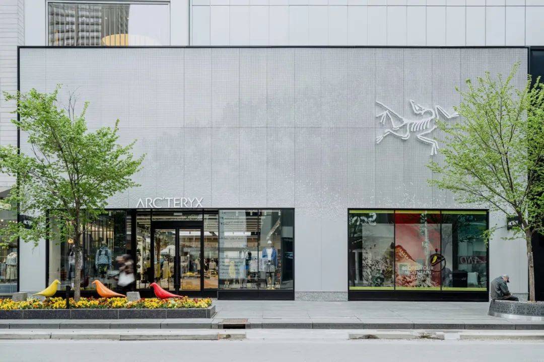 oakley factory team 2024 第二波春夏系列发布|hb daily
