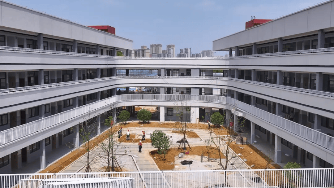 编了解到正式投用将于今年9月华东师范大学江阴实验学校敔山湾新学校