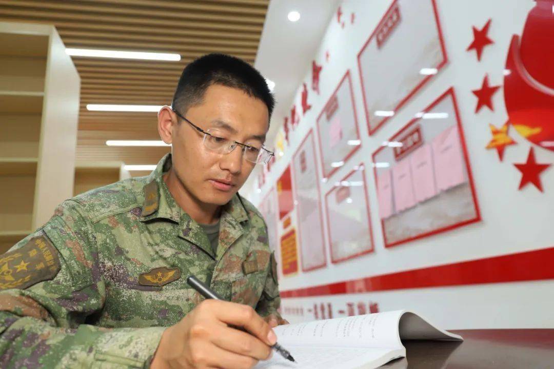 成立个人工作室的老班长,有多牛?