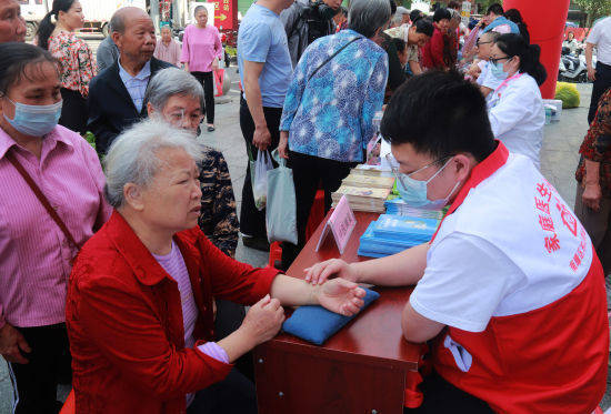 🌸【2024澳门天天六开彩免费资料】🌸-【全民营养周】奶豆添营养，少油更健康  第2张