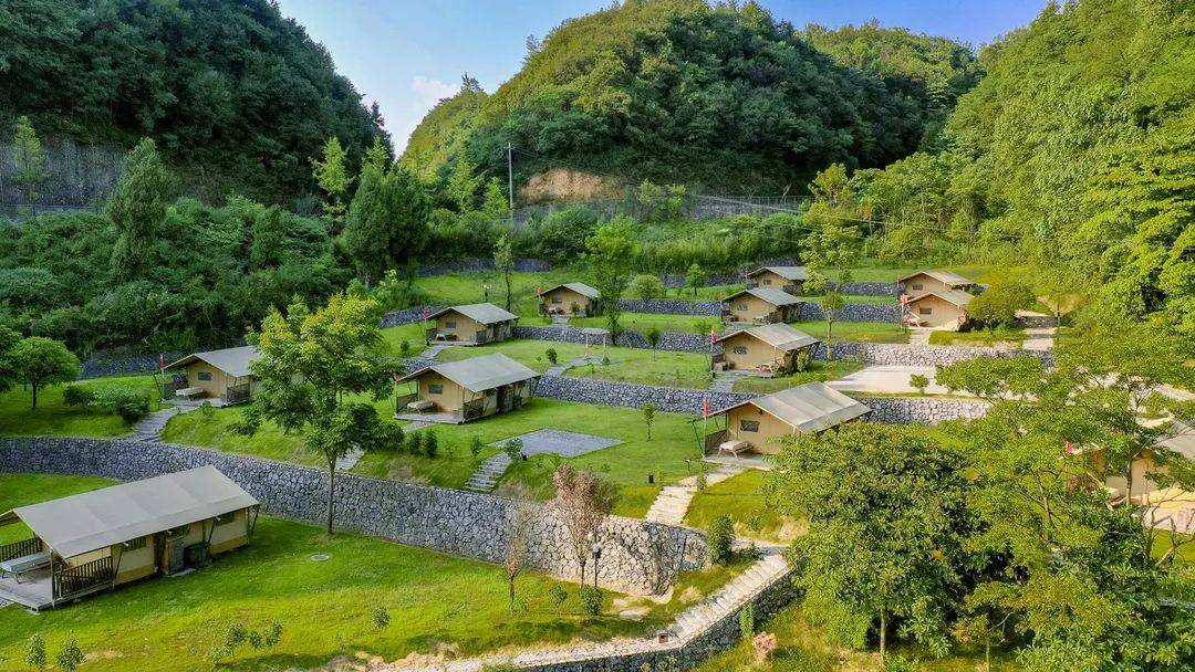 义市博物馆(《播州杨氏土司考古成果展》《千年土司的相遇与对话