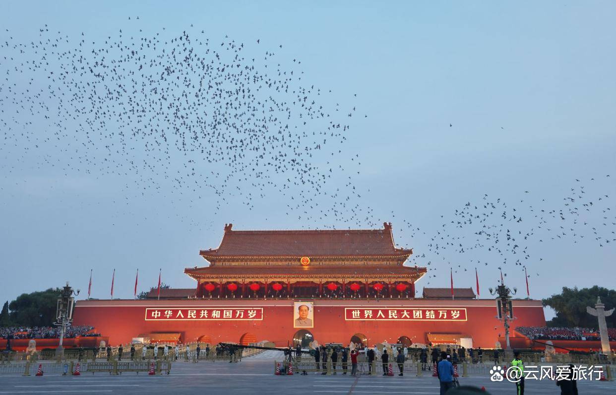 安门广场9715:来北京必打卡的标志性地点,站在广场上,感受那份