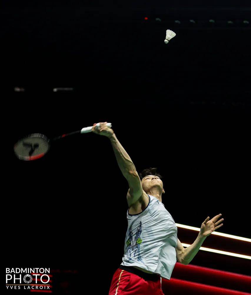 胜利在握丨李梓嘉夺得泰国羽毛球公开赛男单冠军