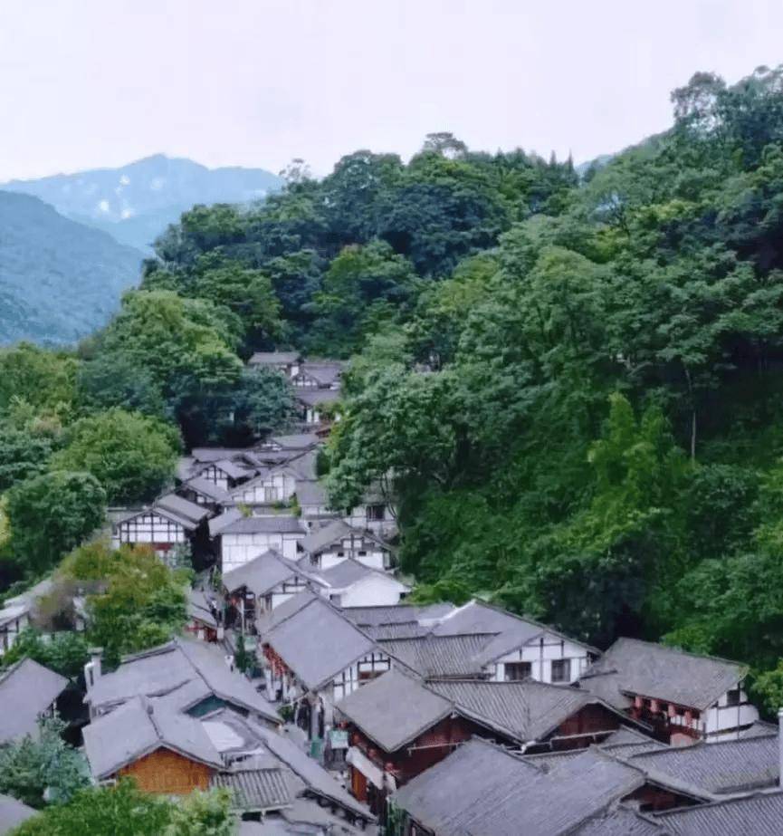 灌县古城千年古韵点亮夜色阑珊繁华～_经济_游客_都江堰