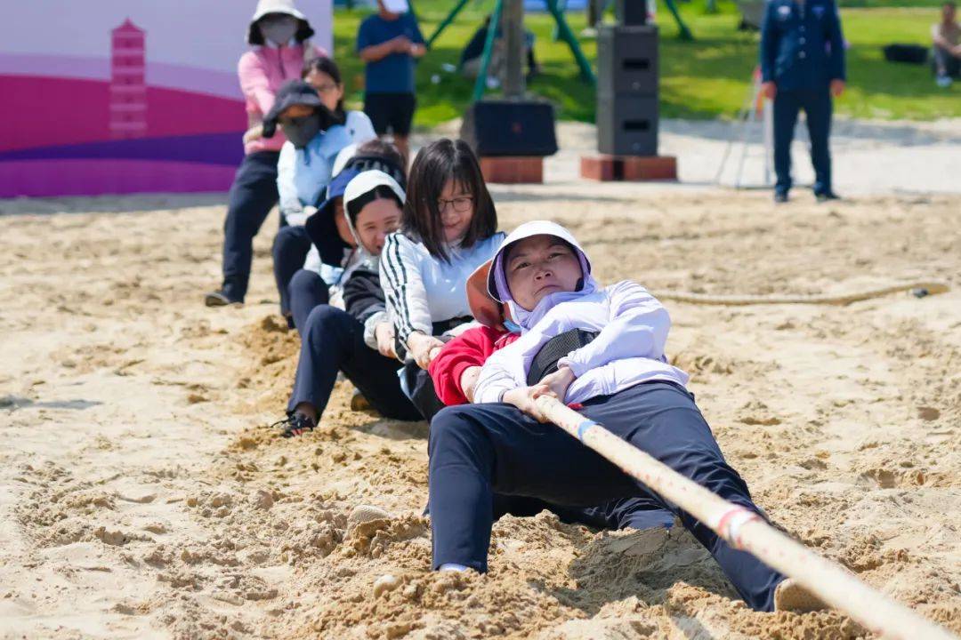 一条绳索穿越古今——浙江省第四届女子健身大赛沙滩拔河赛事成功举办