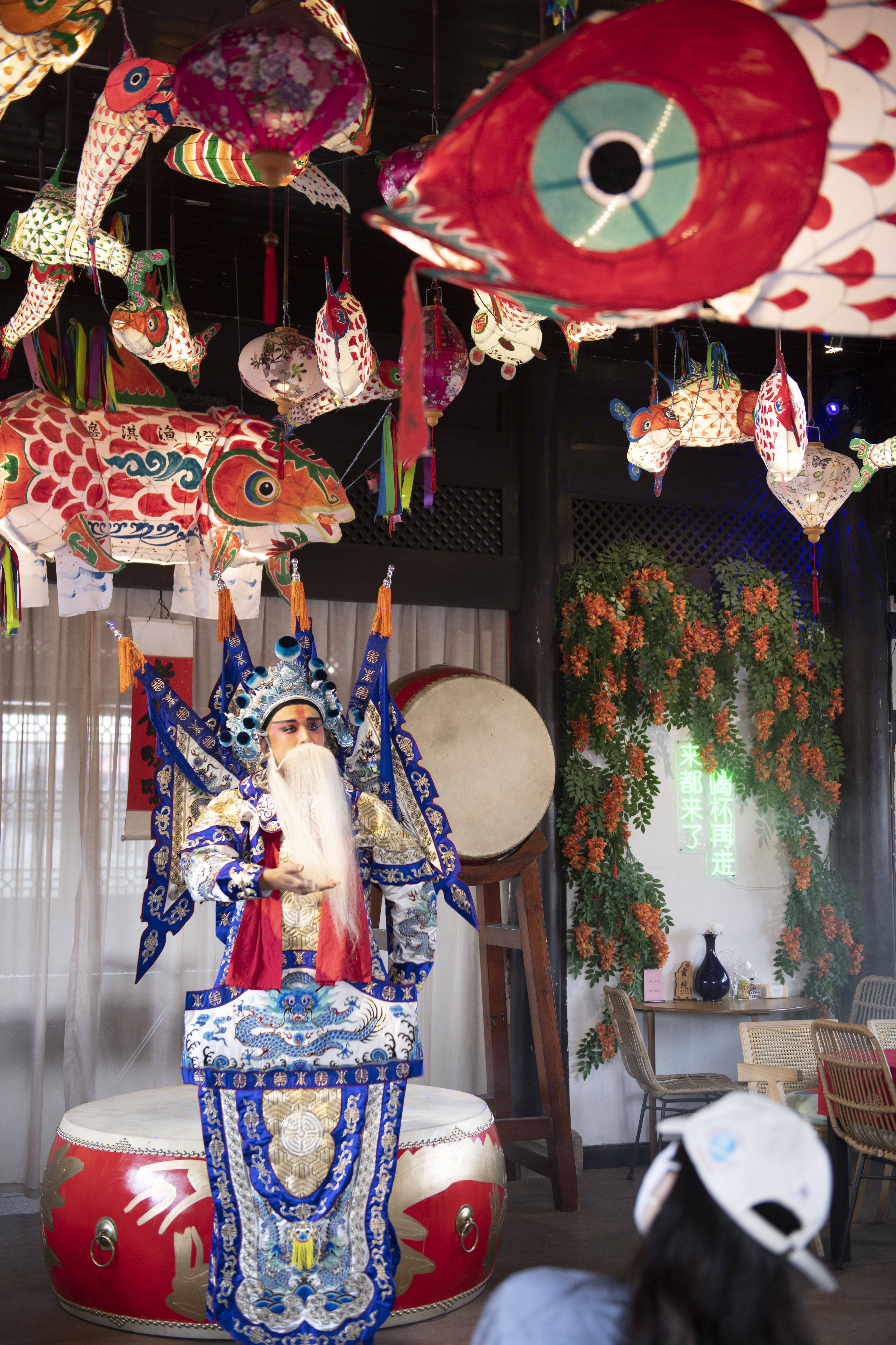 小镇有非遗丨鱼灯"游"出新业态_汪满田_田村_溪头镇