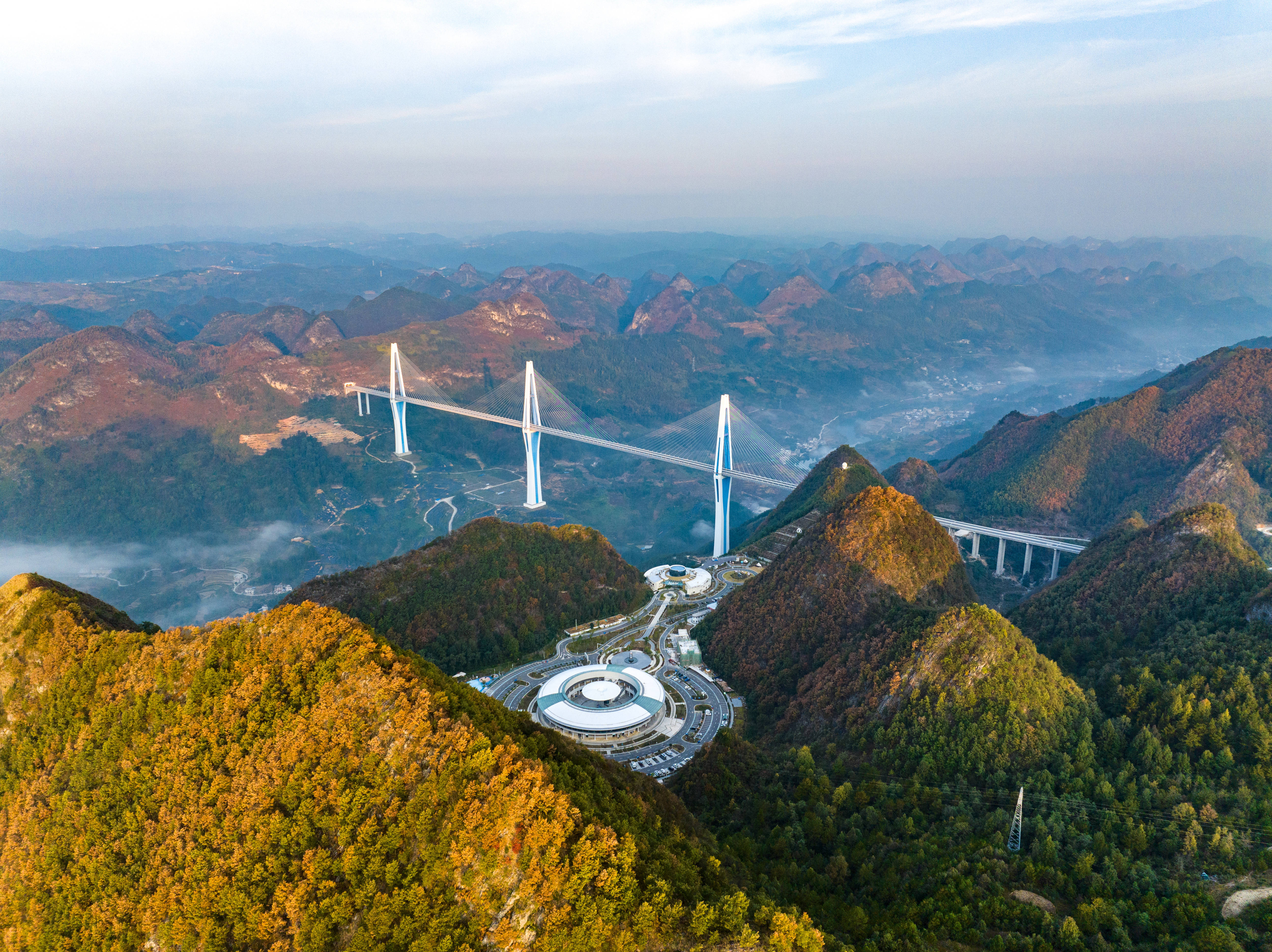 钵盂山大桥图片