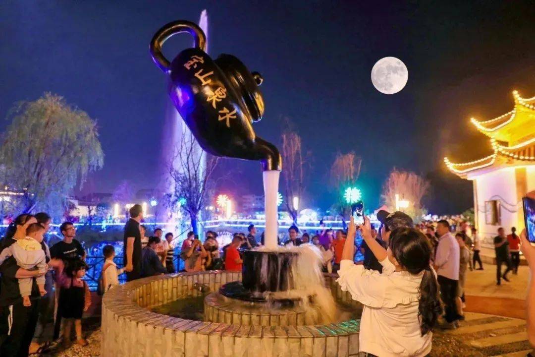 灵溪,藻溪,赤溪,油桐花开如"飞雪"～苍南