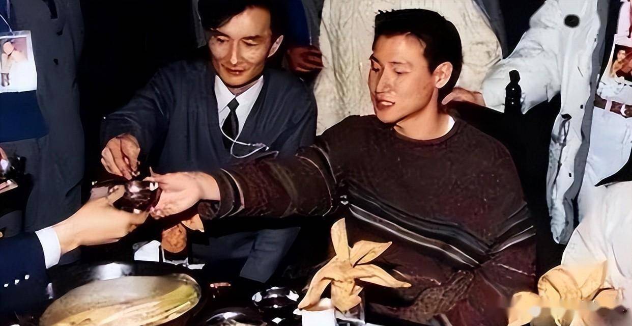 她是圈内干净的女演员,8年来一直没有红,可她的丈夫却大红大紫