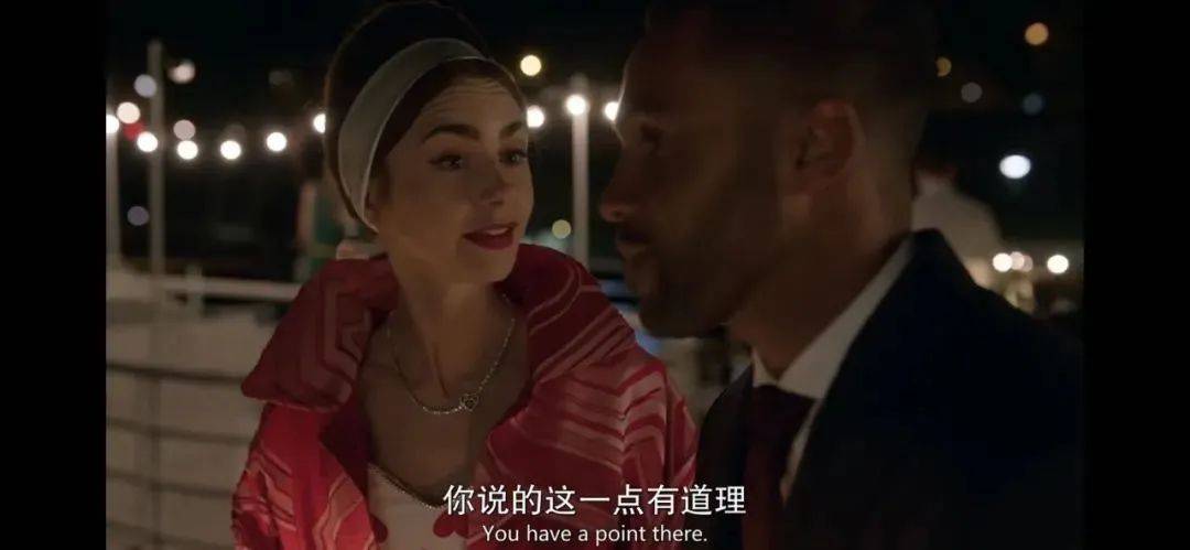 例句:这个表达的原型就是see through 加一个right可以加强语气,也更