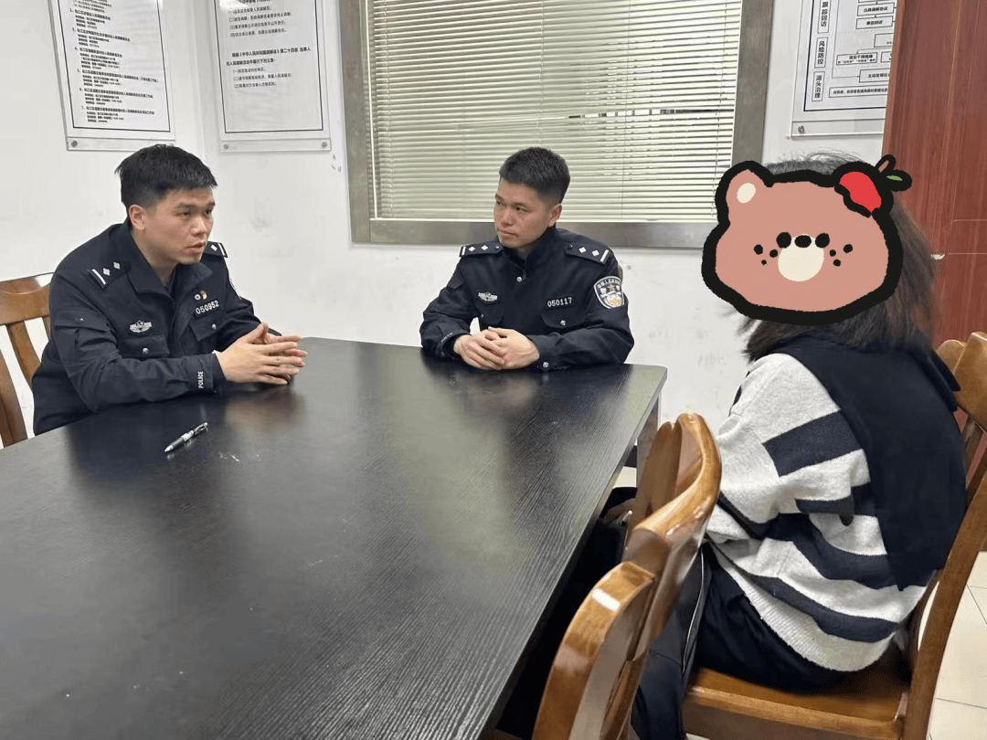 九亭镇居民,调解纠纷,寻找失物,处理突发事件都可以找他们→_王辉