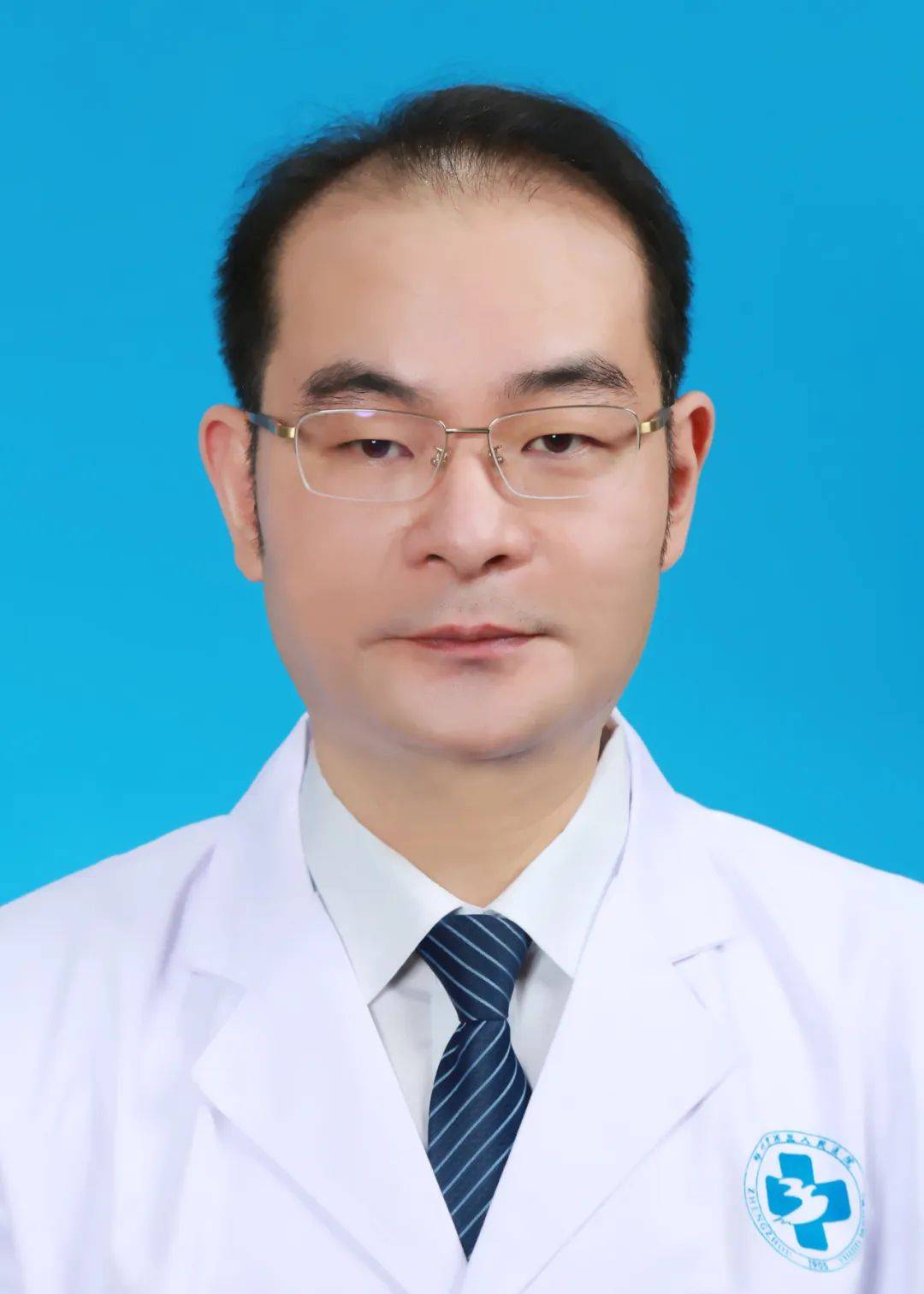 薛峰南部院区皮肤性病科副主任医师擅长技术:擅长皮炎,湿疹,各类感染