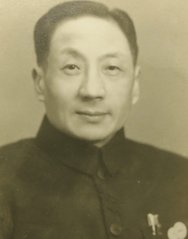 沈醉遇到刘晓庆,说:当年我要是下手快一点,世界上就没有你了