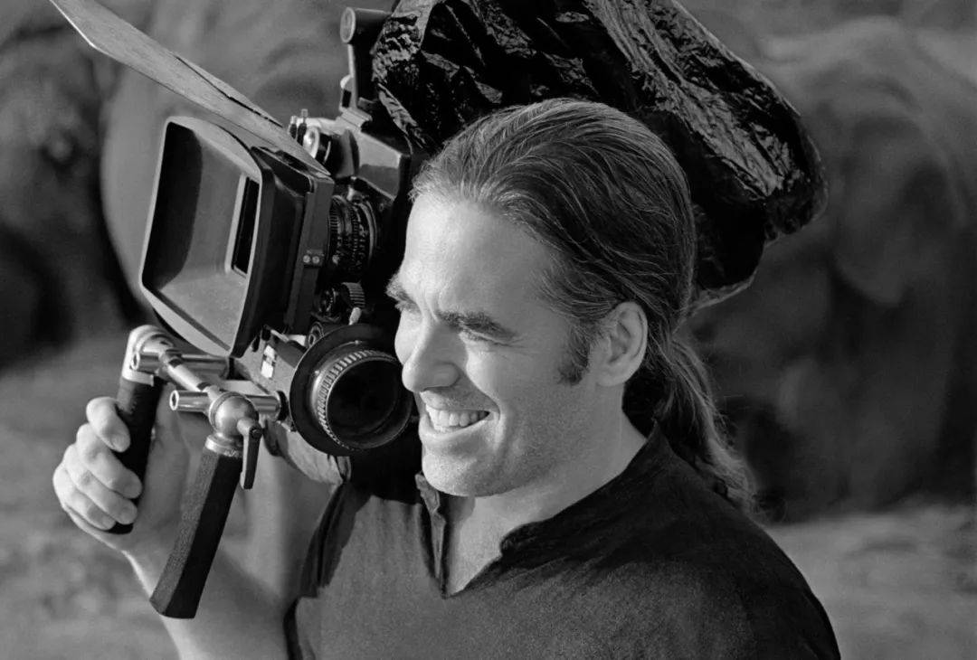 1个月,1年,5年,10年.从那天起,格雷戈里消失了.