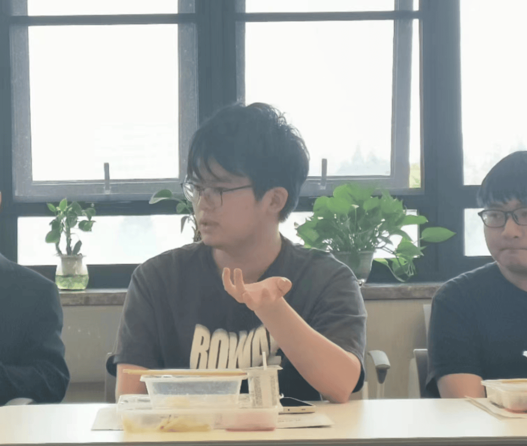 师生共话 | 工商管理专业师生畅谈发展,共筑未来