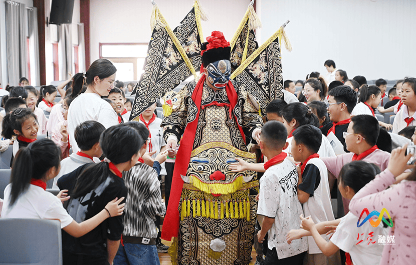 苹果：管家婆一肖一码100澳门-文化：大足龙水镇举办第二届横店蔬菜文化旅游嘉年华