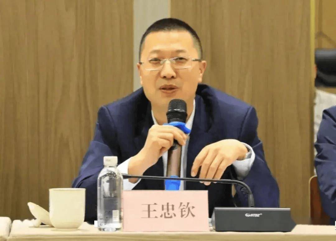 成都银行,成都农商银行互相输送新行长_徐登义_工作_王忠