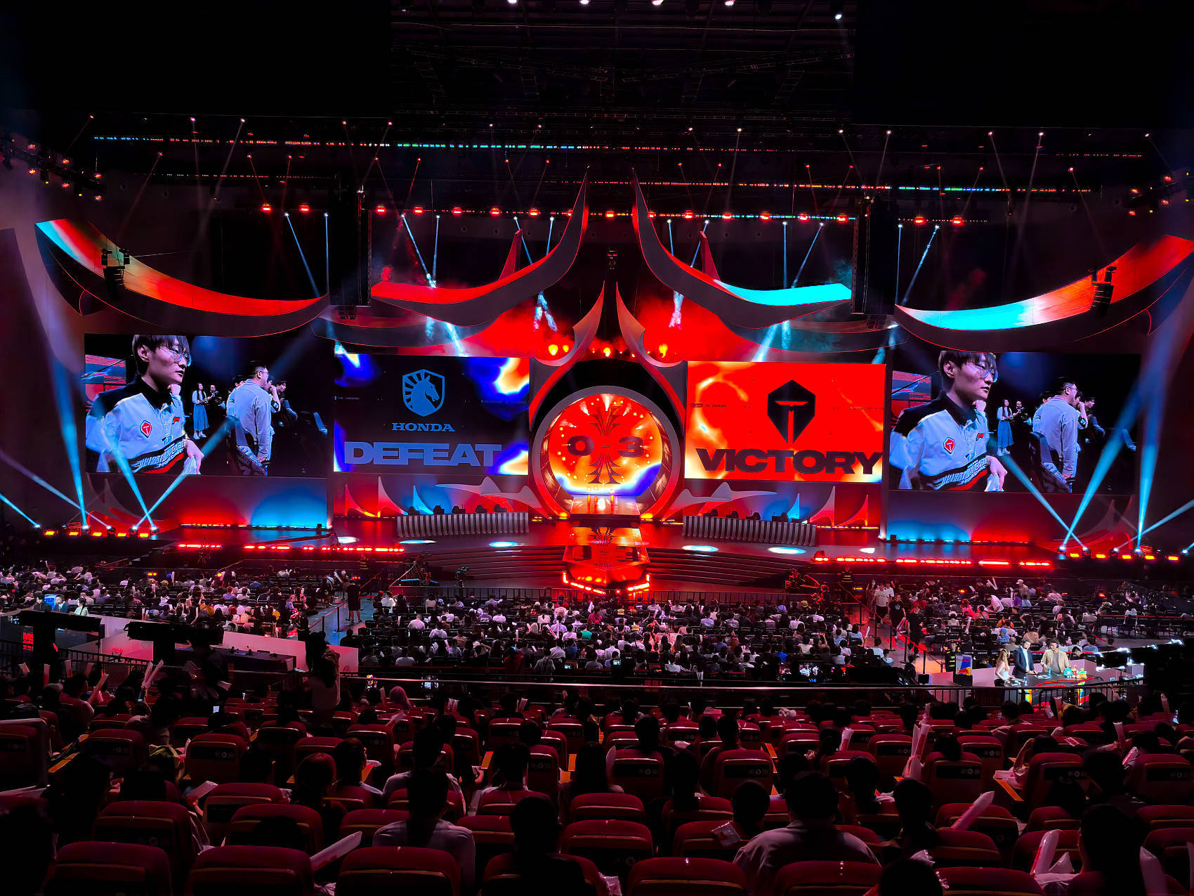 2023英雄联盟全球总决赛荣膺体育艾美奖