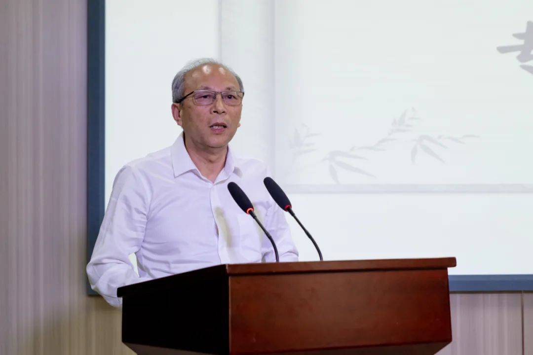 校园新闻| 书启智慧 阅燃梦想——奉贤区教育学会九