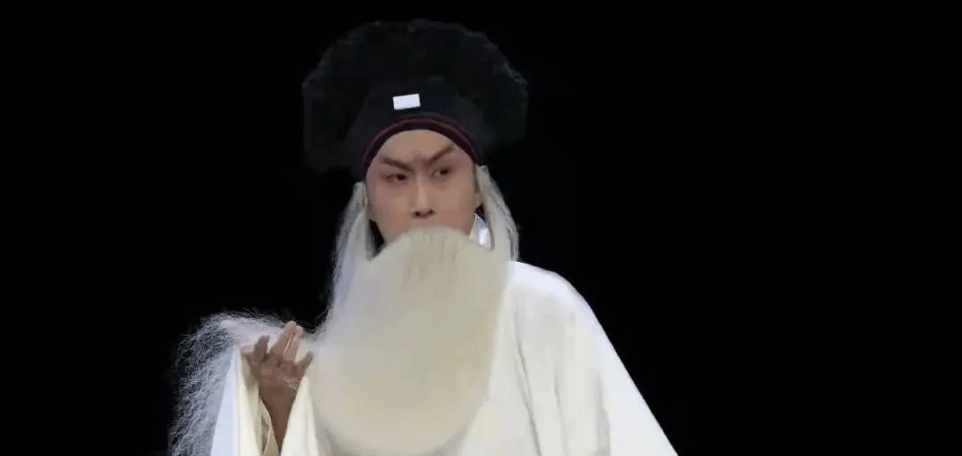 跨越三个巅峰时期,京剧终于变成为"遗产"