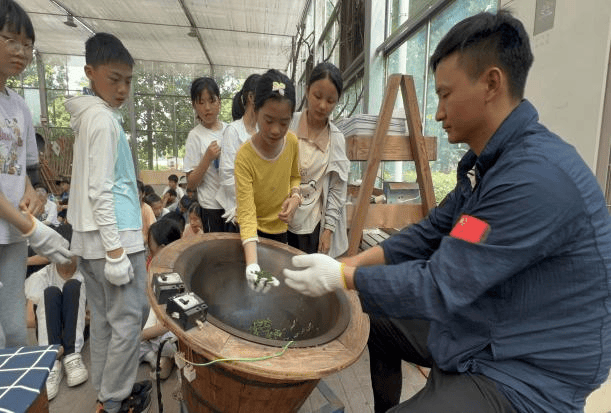 记杭州市建新小学,新华实验小学五年级学农劳动实践活动