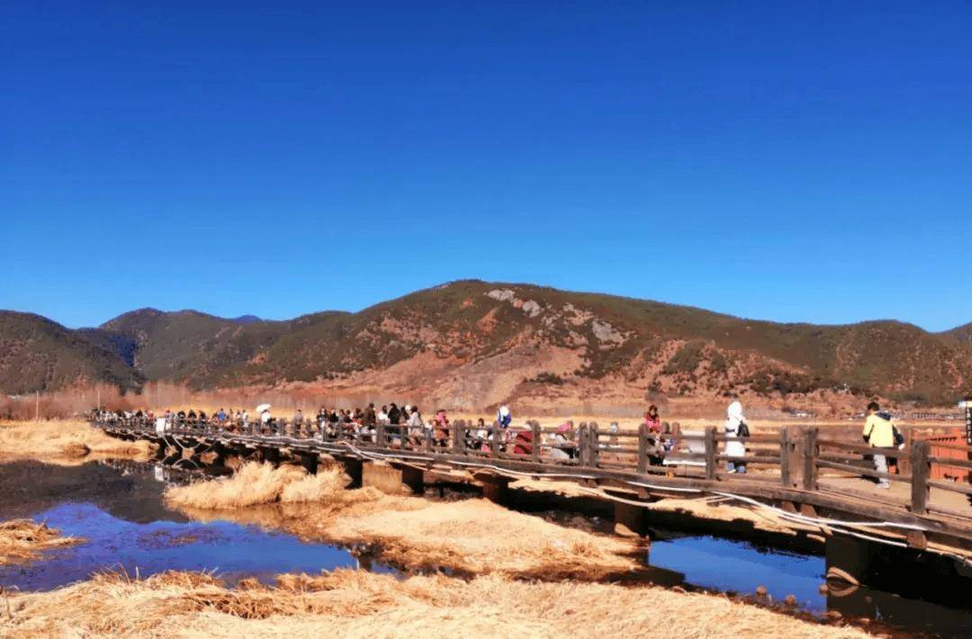 不妨来云南的泸沽湖,来这个被誉为"人间仙境"的东方女儿国,让你的心灵