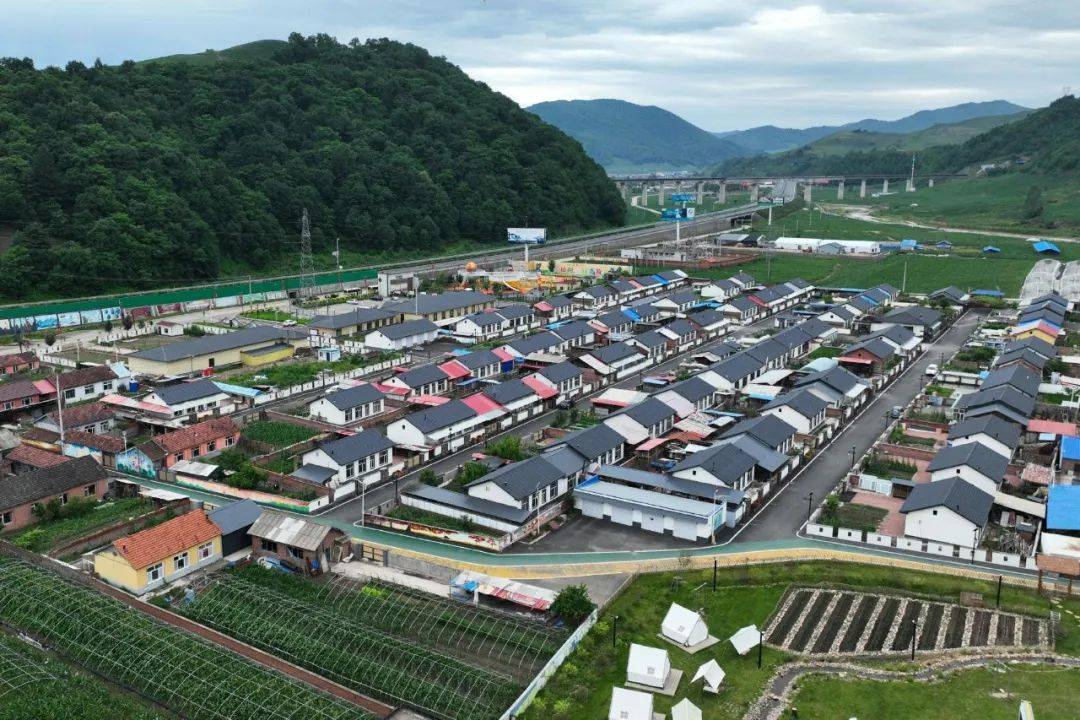 这个藏在吉林深处的宝藏小城,"靖"然是这样滴~_靖宇县_县城_松花江