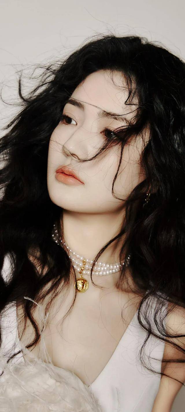 美女系列壁纸第706期-徐璐