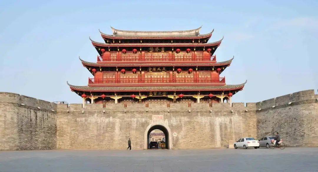 建于1000多年前的潮州古城,是潮州文化遗产的核心承载地,是目前中国