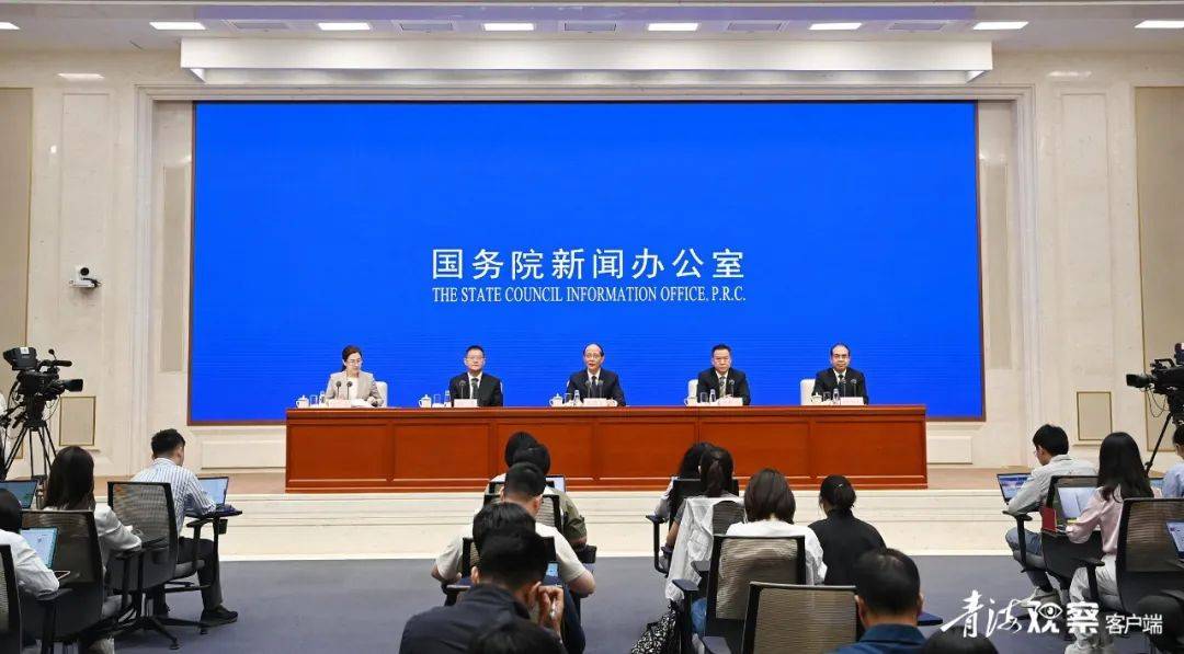 青海省委副书记,省长吴晓军